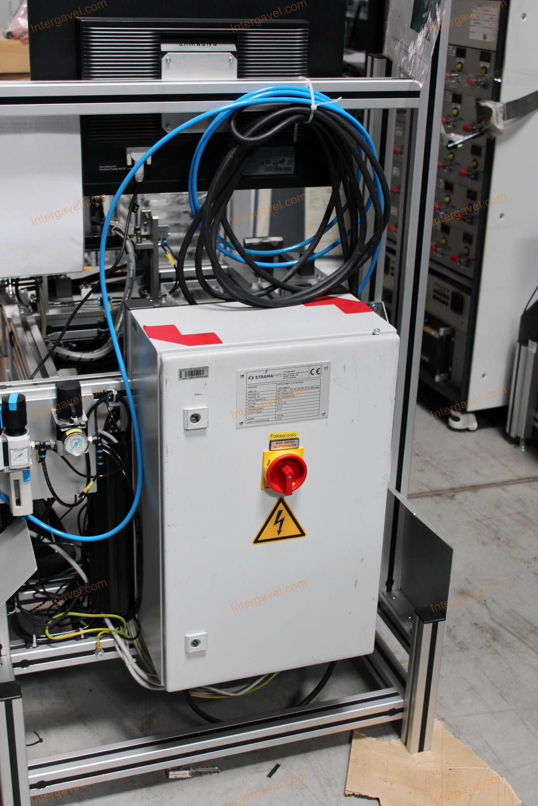 Bontott szerelő munkahely 16