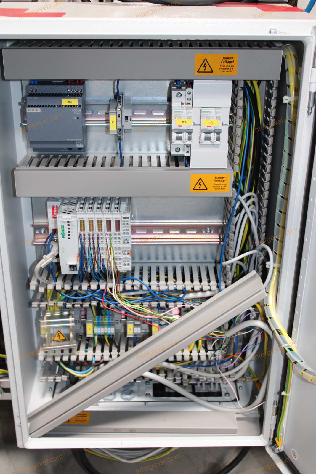 Bontott szerelő munkahely 17