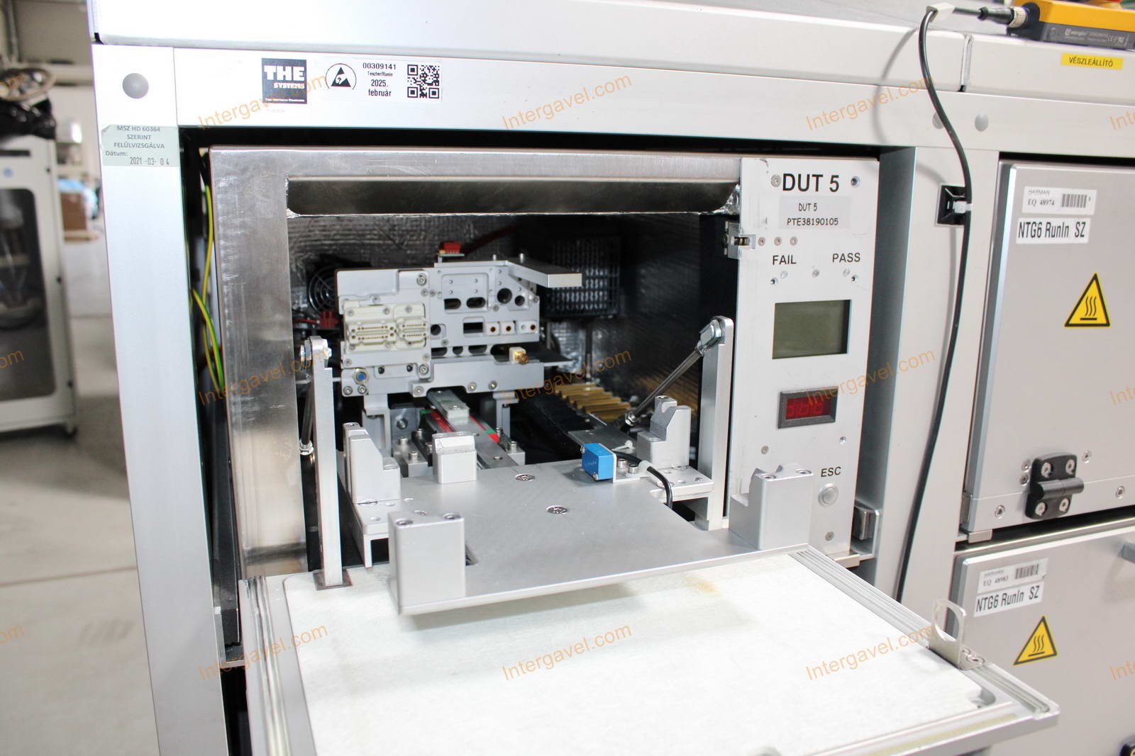 Bontott teszt szekrény 3