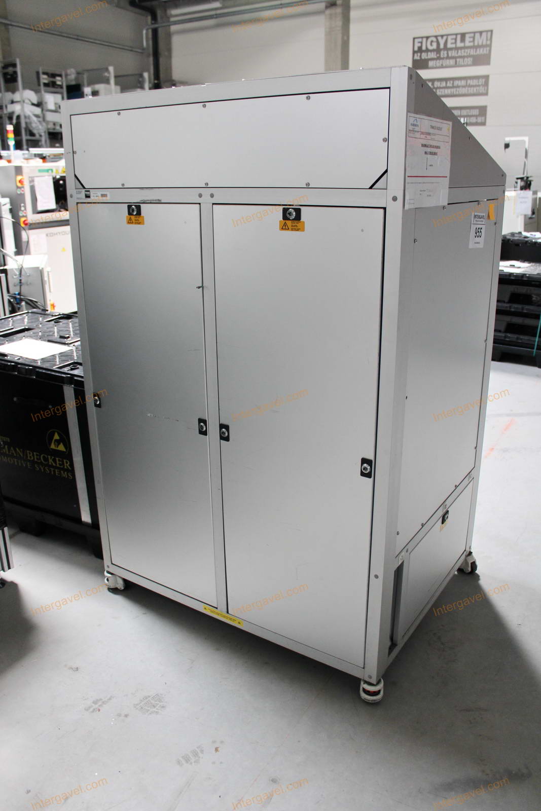 Bontott teszt szekrény 6