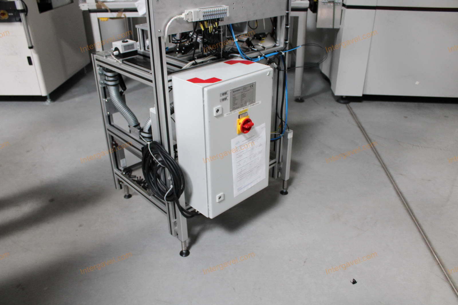 Bontott szerelő munkahely 11