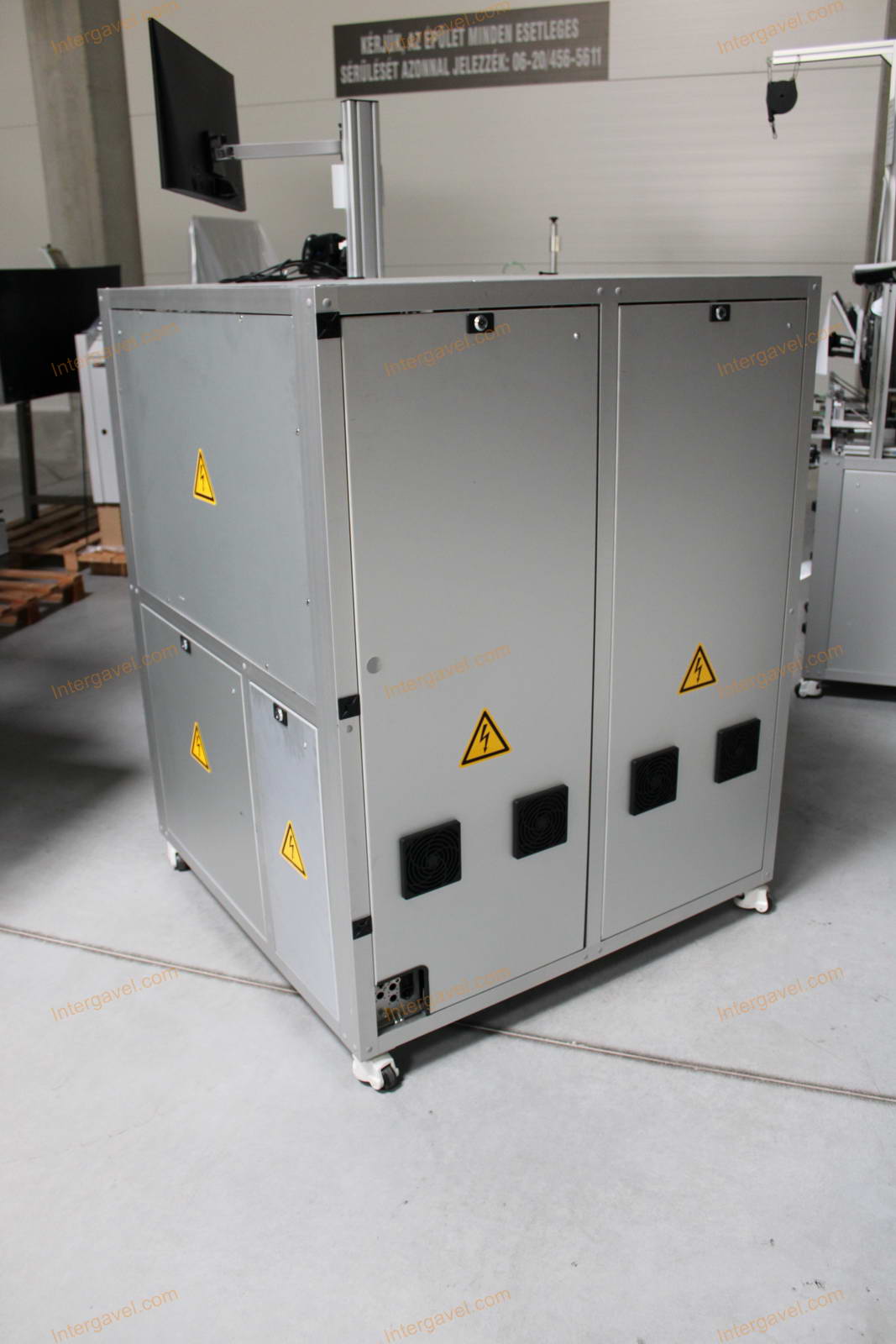 Bontott teszt szekrény 6