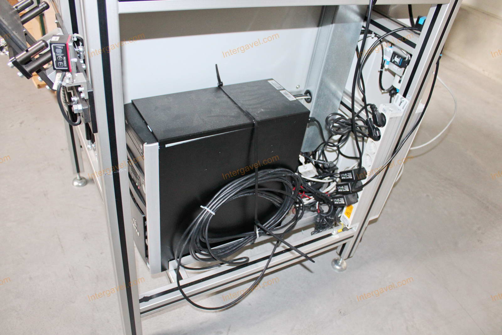 Bontott teszt munkahely 3