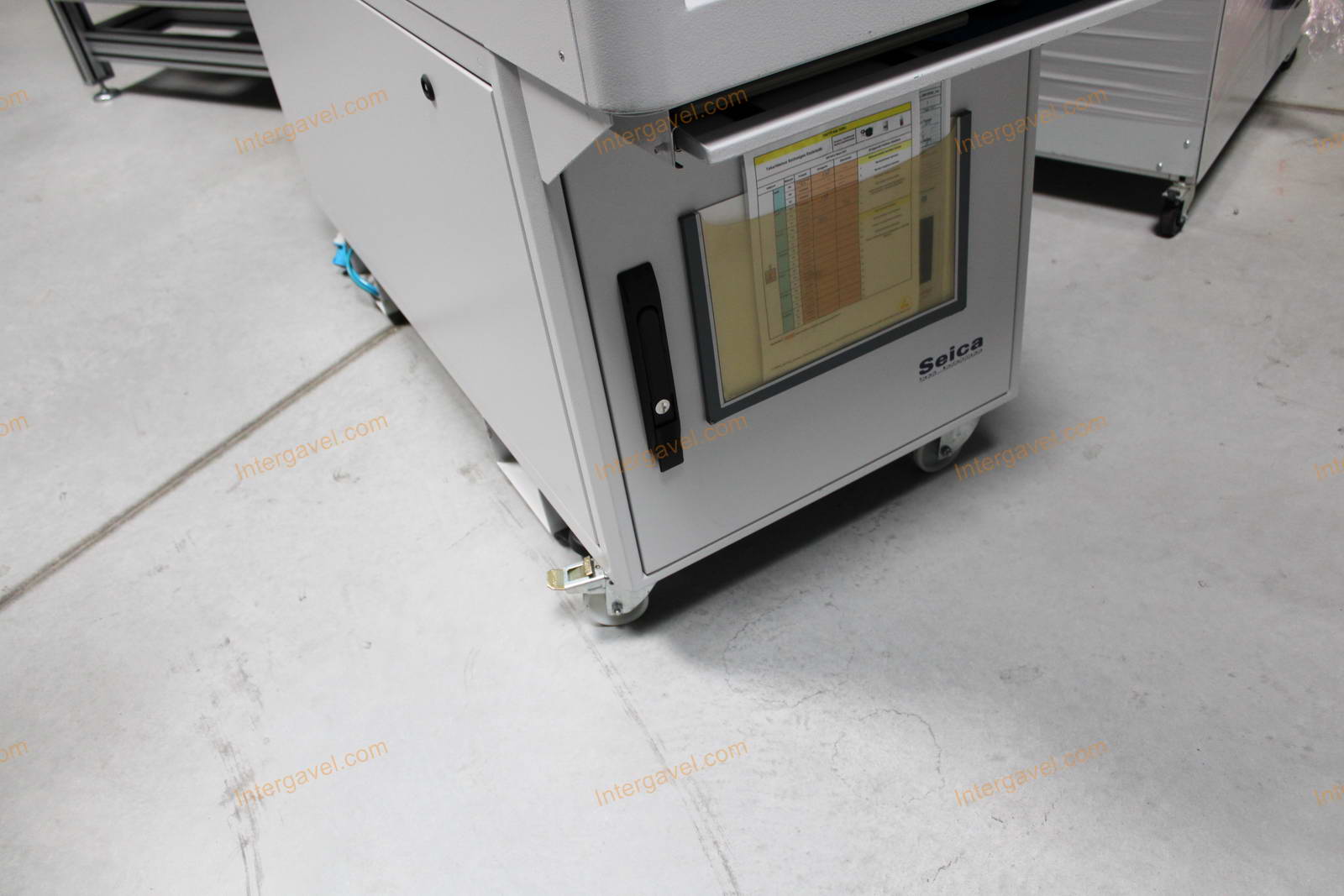 Bontott teszt szekrény 10