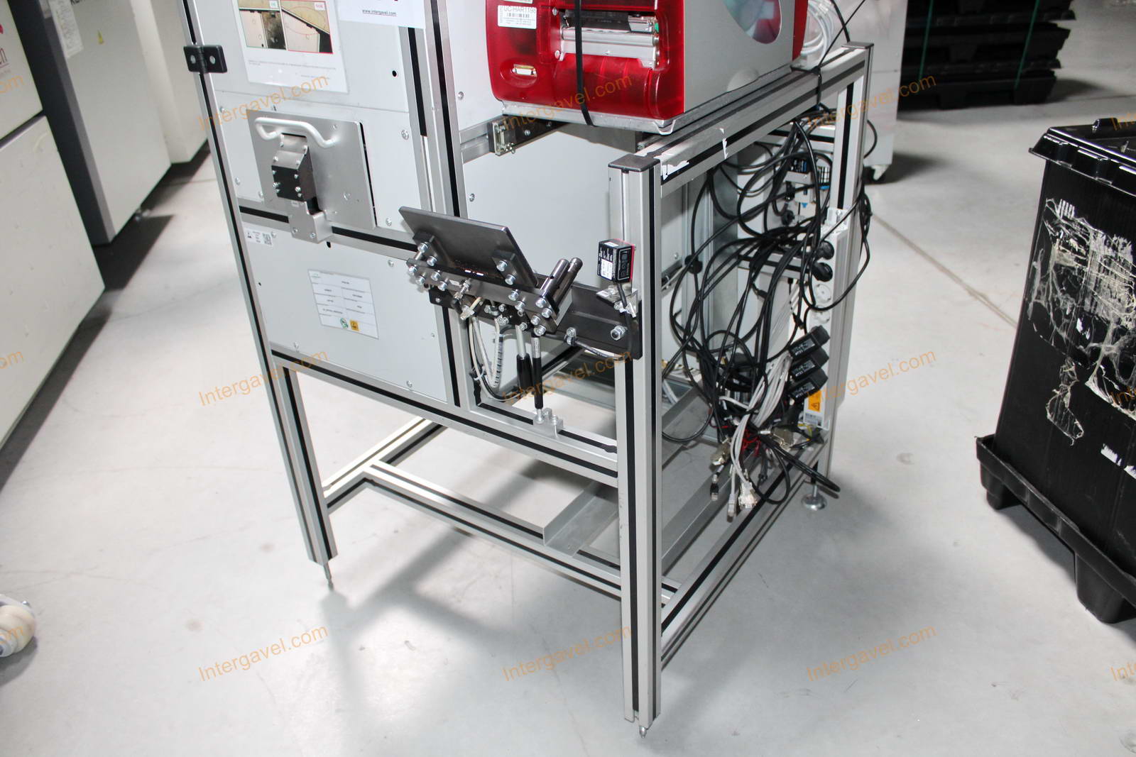 Bontott teszt munkahely 3