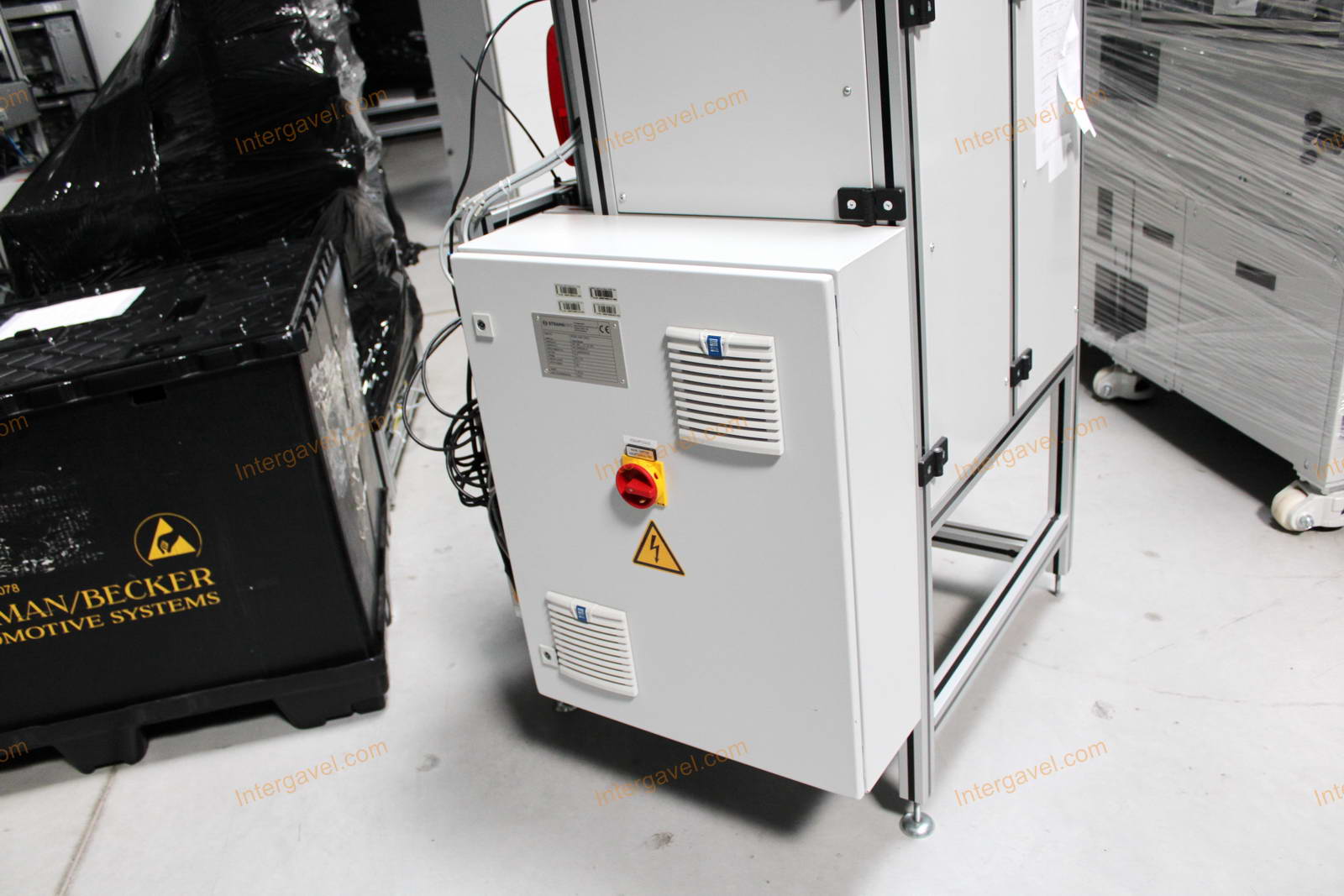 Bontott teszt munkahely 5