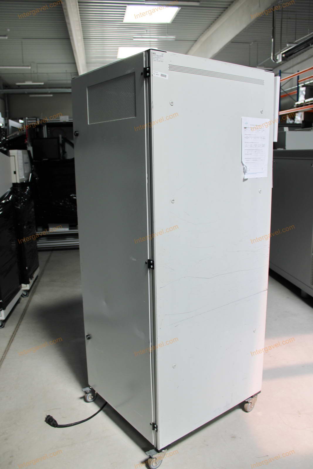 Bontott teszt szekrény 8