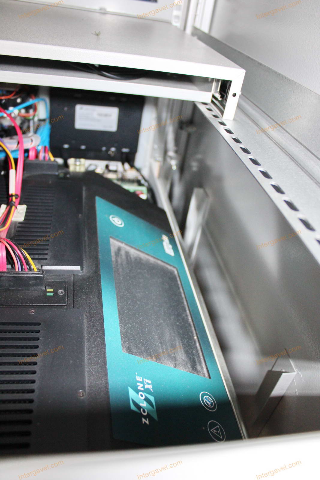 Bontott teszt szekrény 12