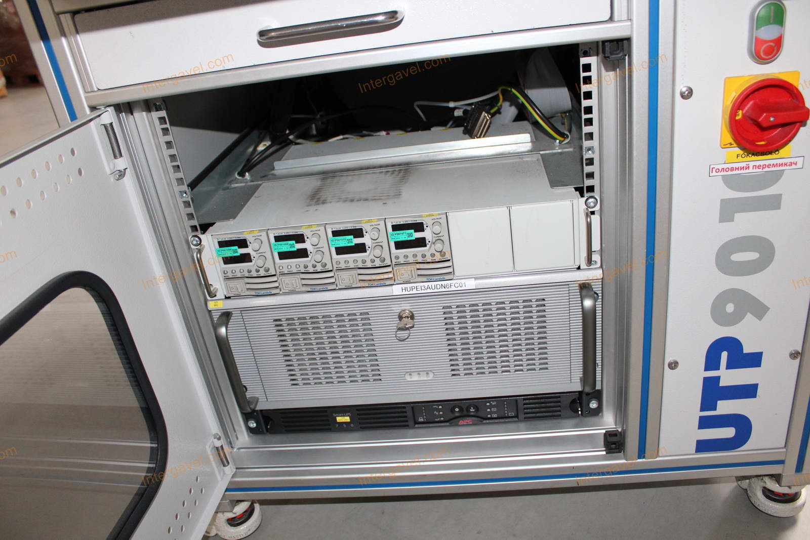 Bontott teszt szekrény 3