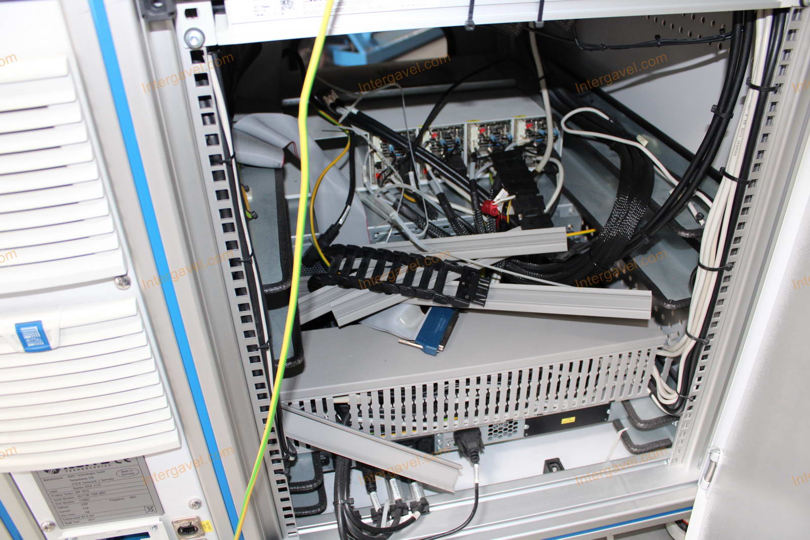 Bontott teszt szekrény 10