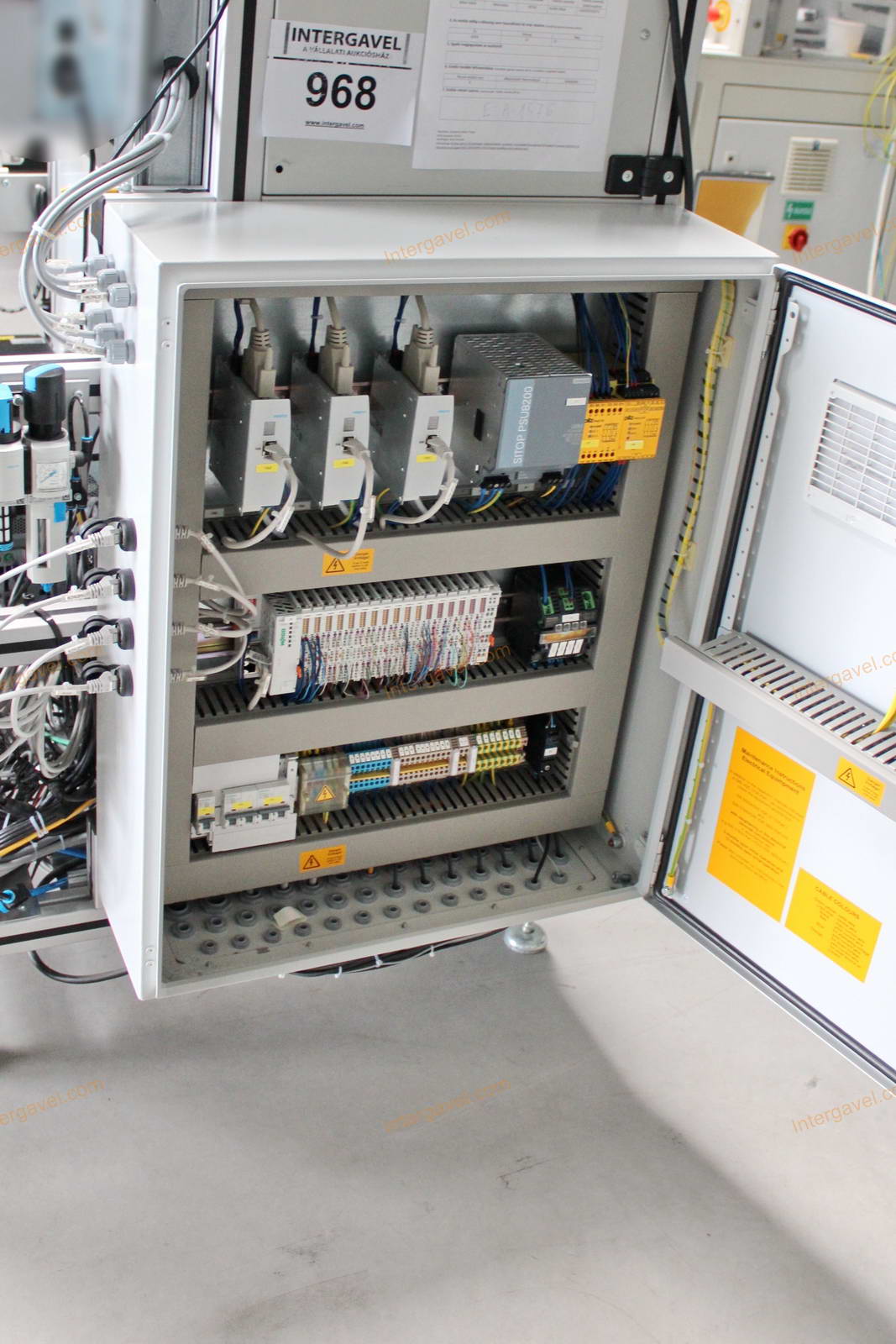 Bontott teszt munkahely 7