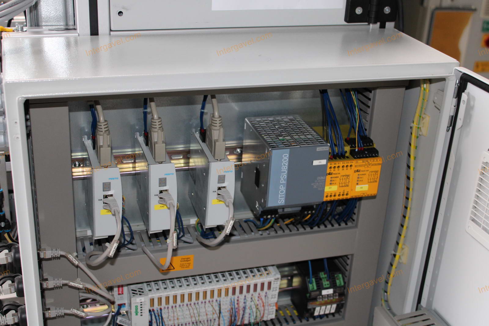 Bontott teszt munkahely 8