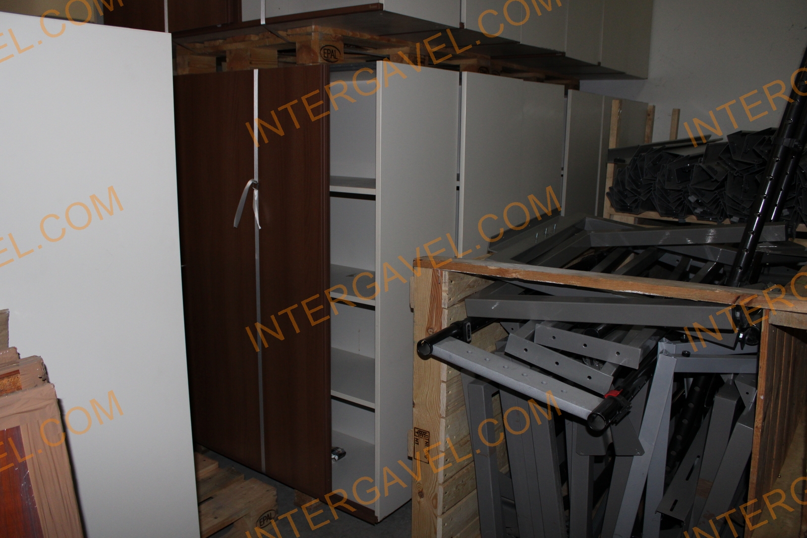 Polcos szekrény (tolóajtós-barna) 6