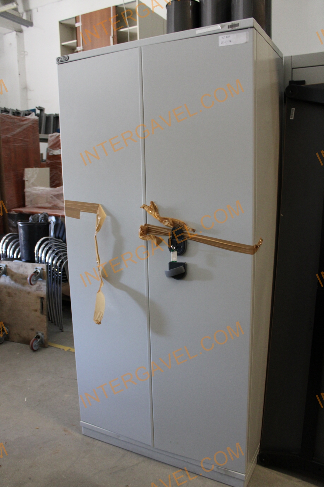 Fém szekrény (RIMAT) 7