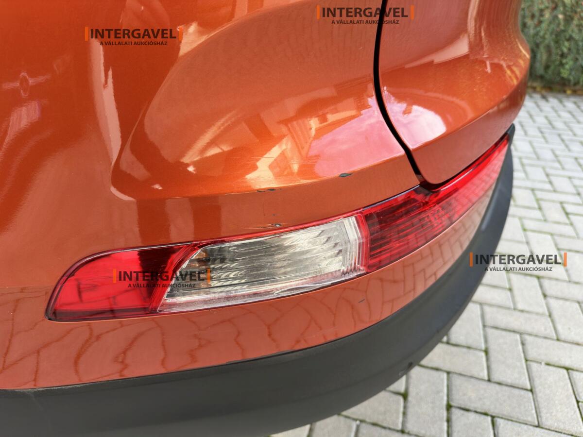 Kia Sportage 2.0 GDI 15