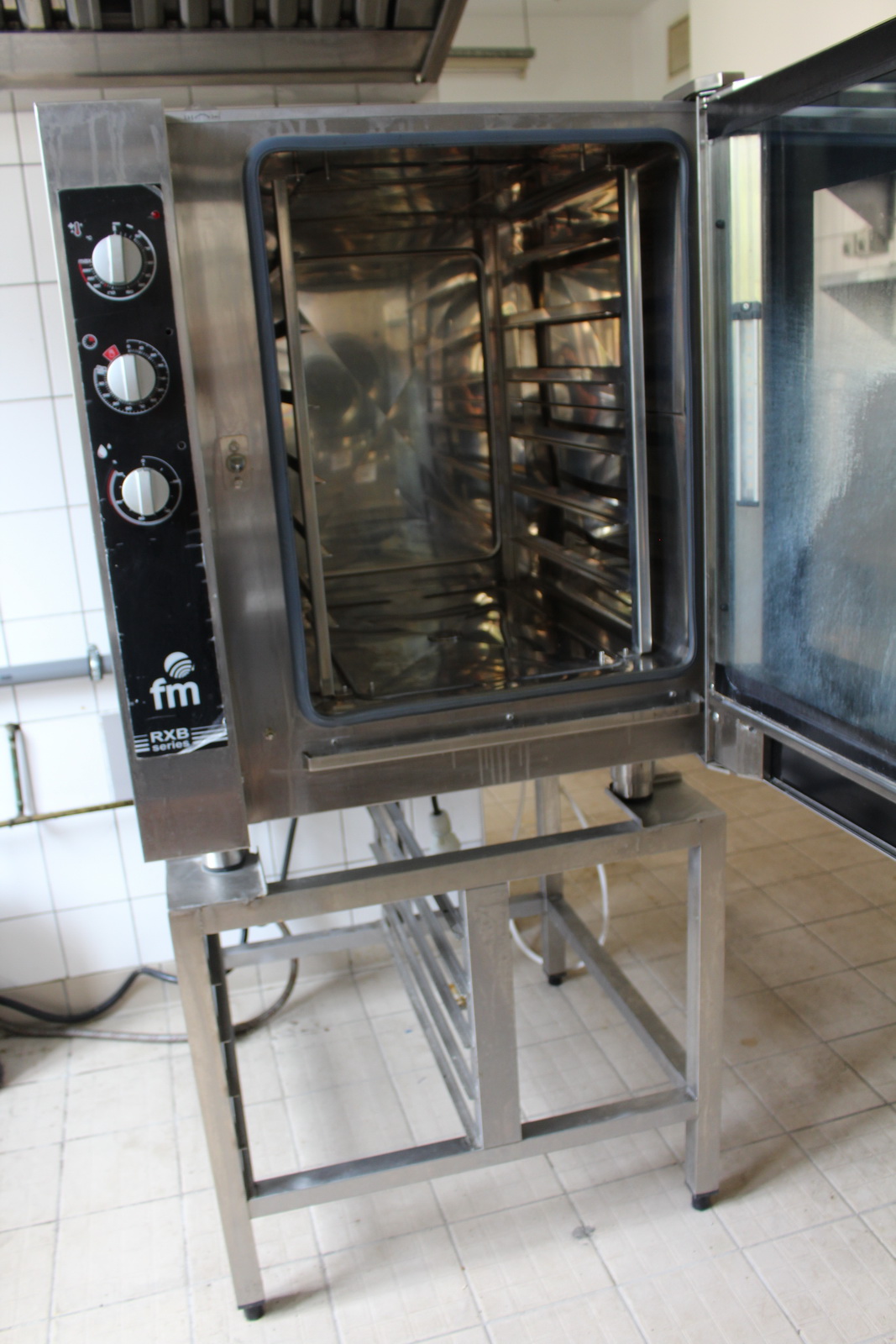 Gőzpároló és tárolóállvány 5