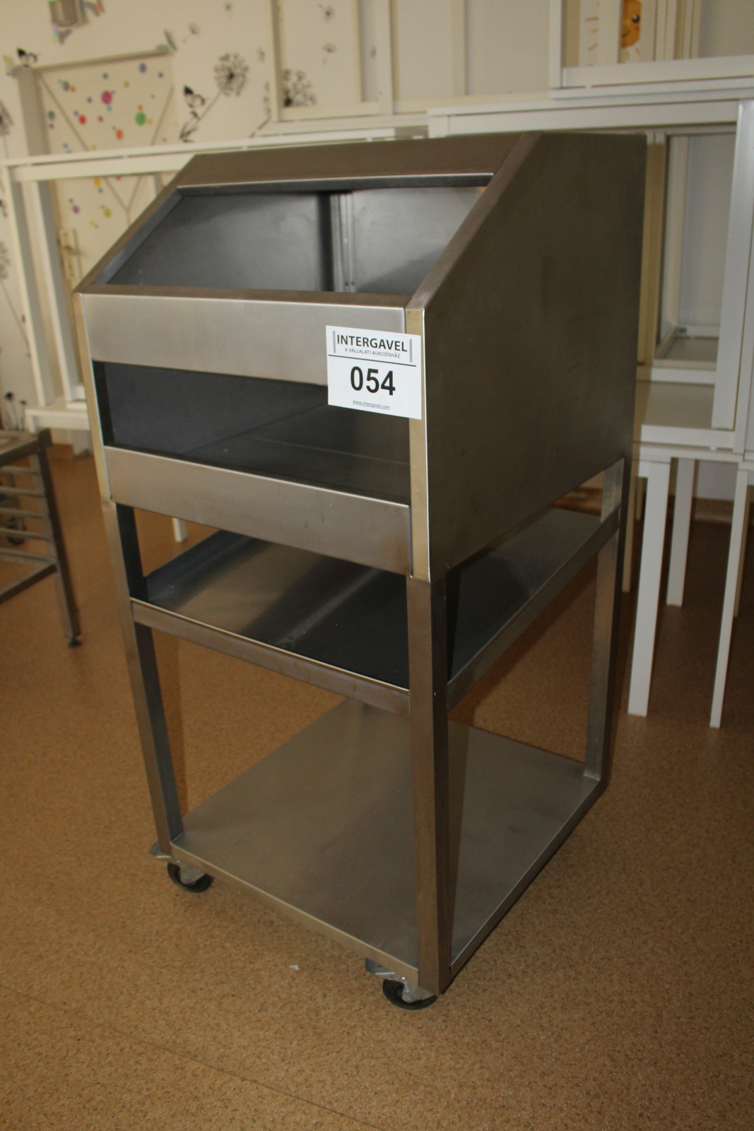 Evőeszköztároló kocsi 2