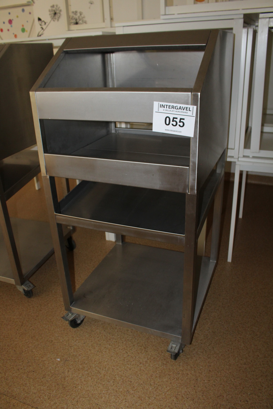 Evőeszköztároló kocsi 4