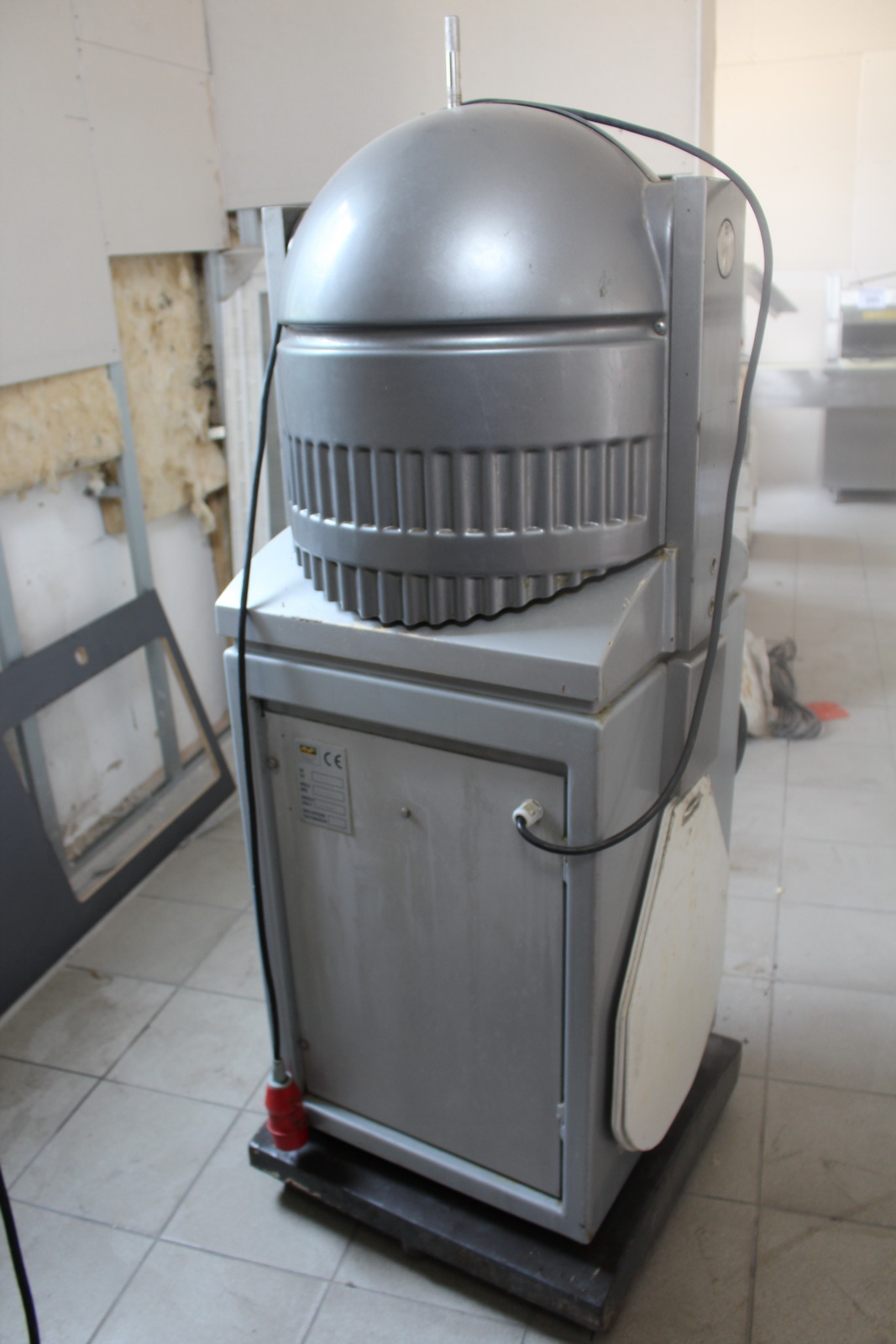 Osztó gömbölyítő 4