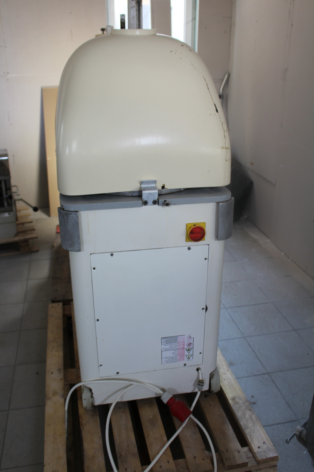 Osztó gömbölyítő 4