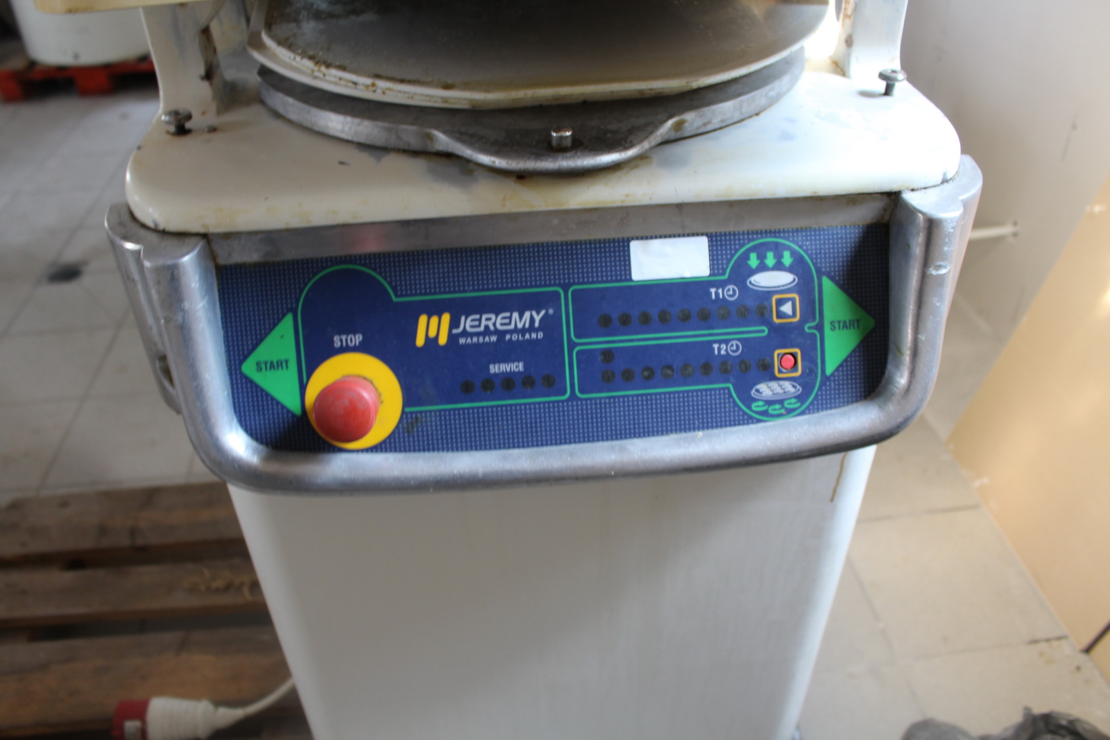 Osztó gömbölyítő 2