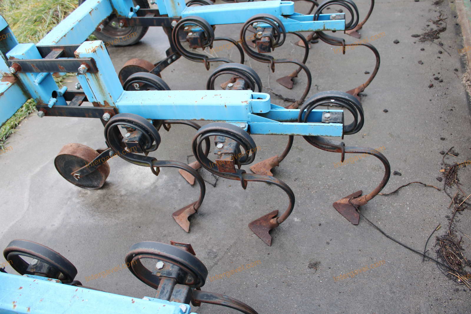 Sorközművelő kultivátor 9