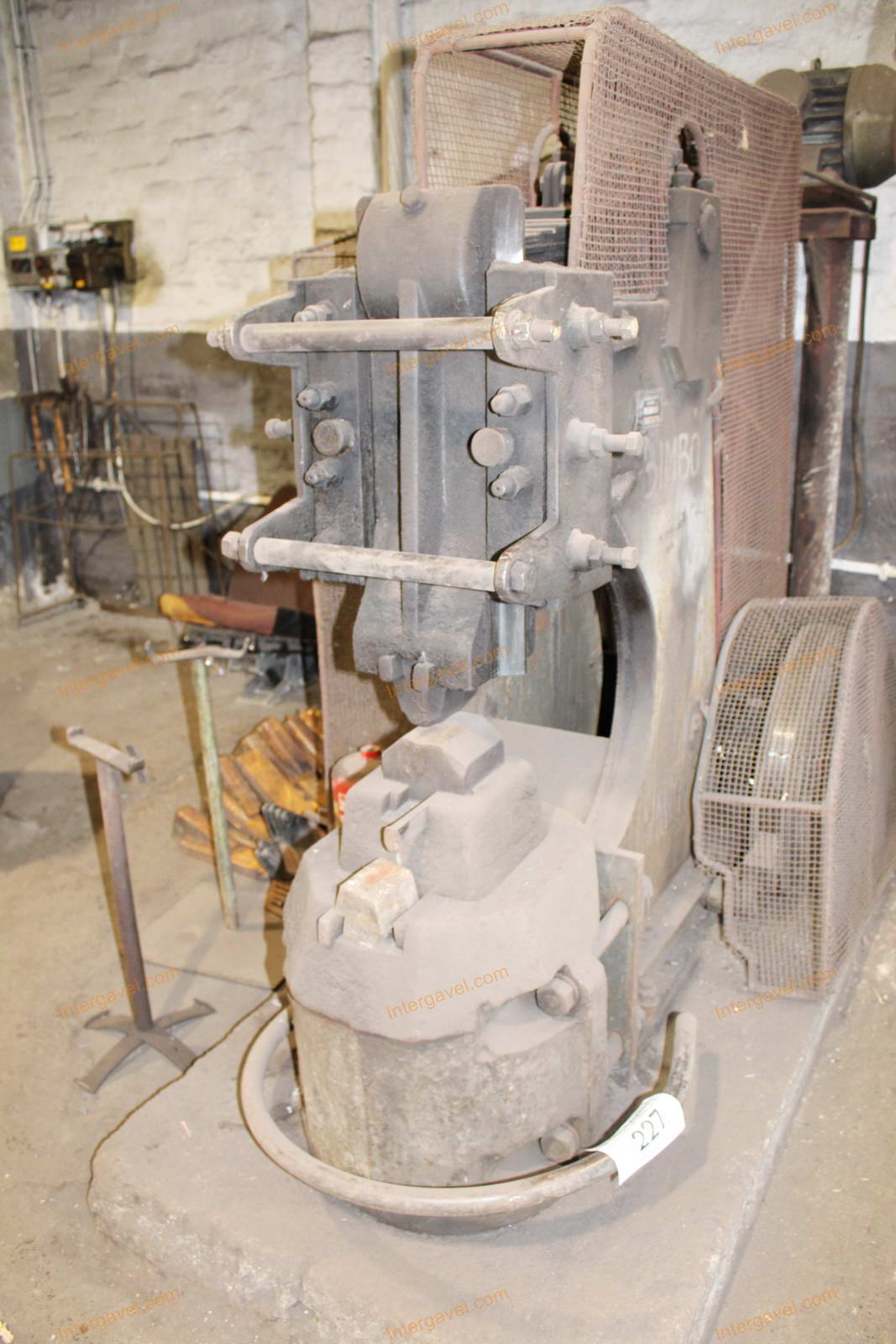 Rugós kalapács - Digép, DRK-60 5