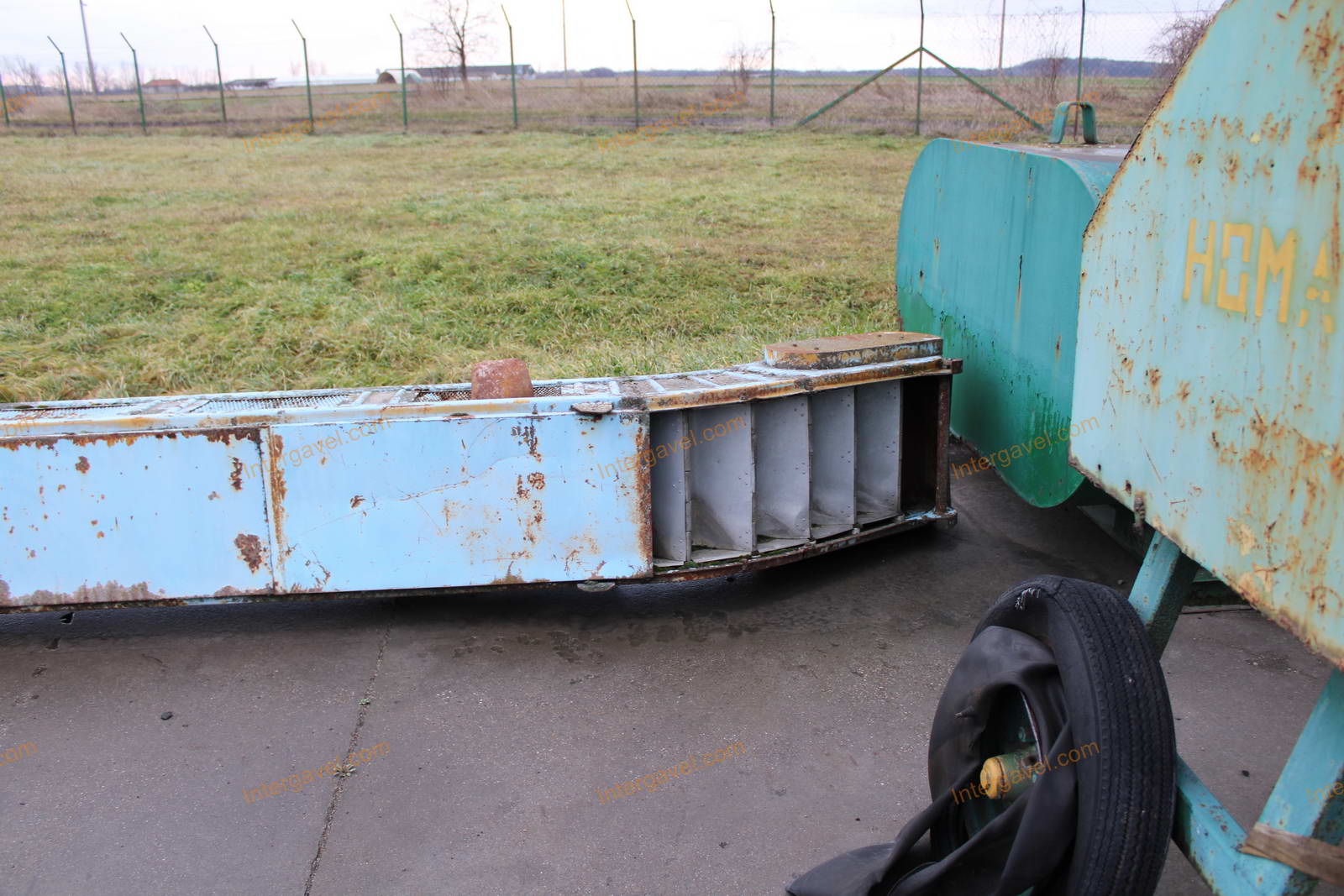 Kanalas felhordó 12