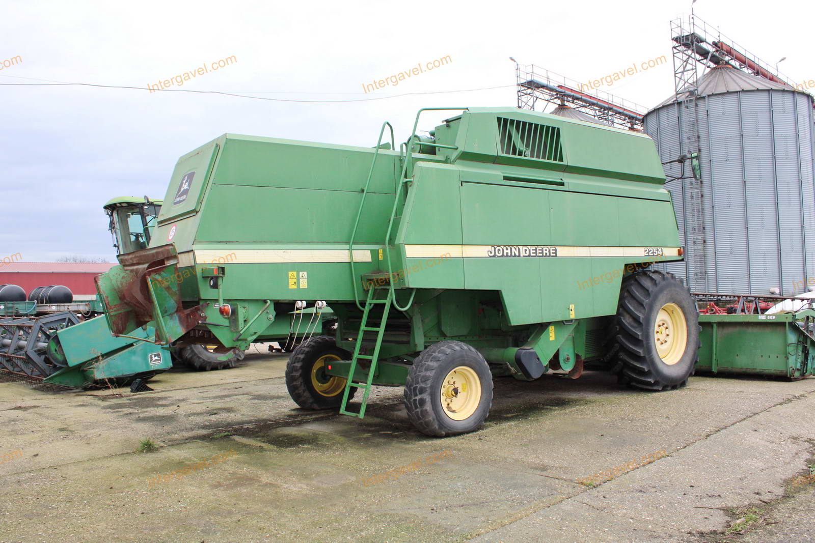 Kombájn - John Deere, 2254 5