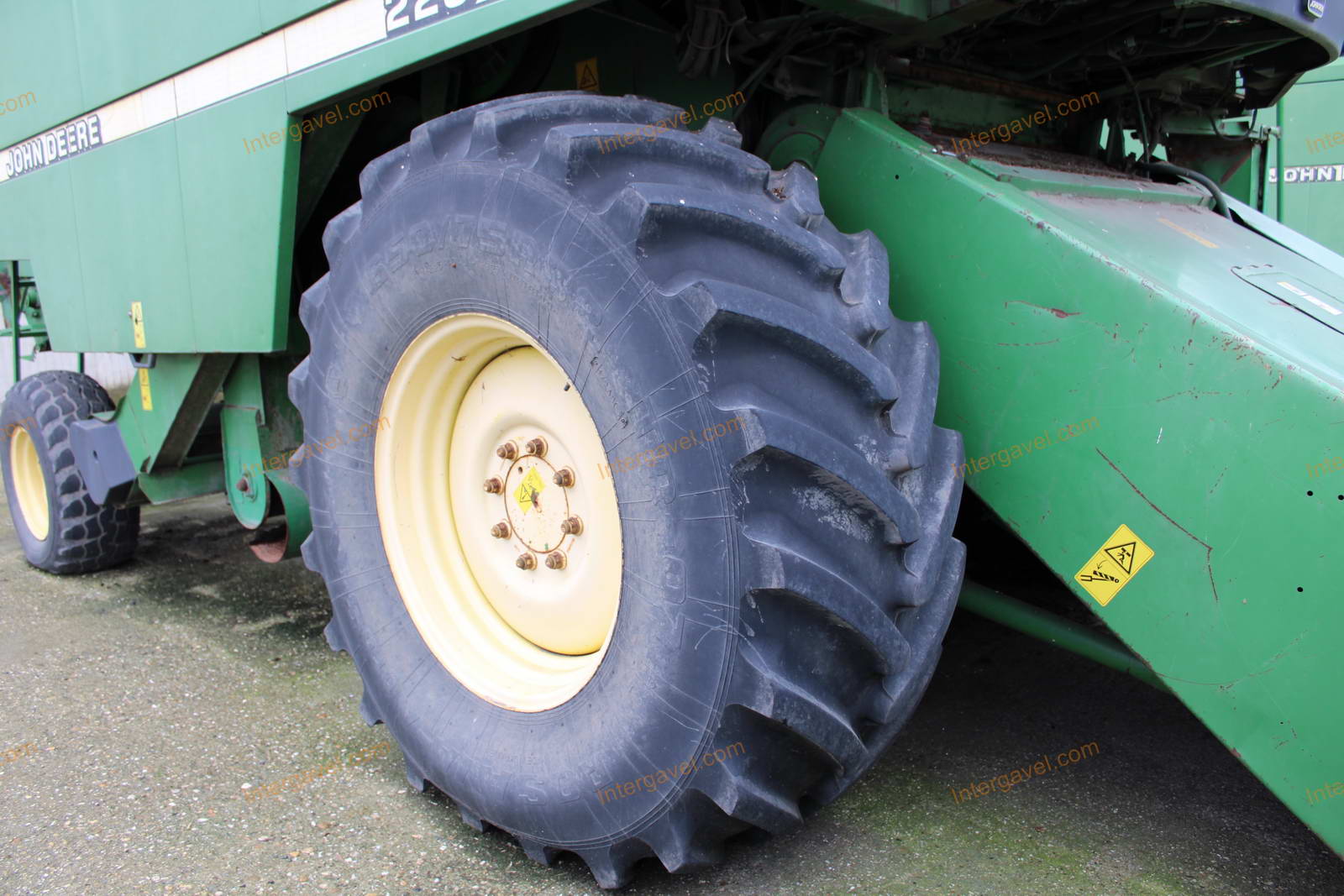 Kombájn - John Deere, 2254 10