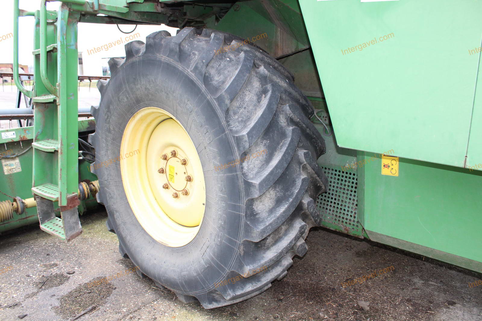 Kombájn - John Deere, 2254 11