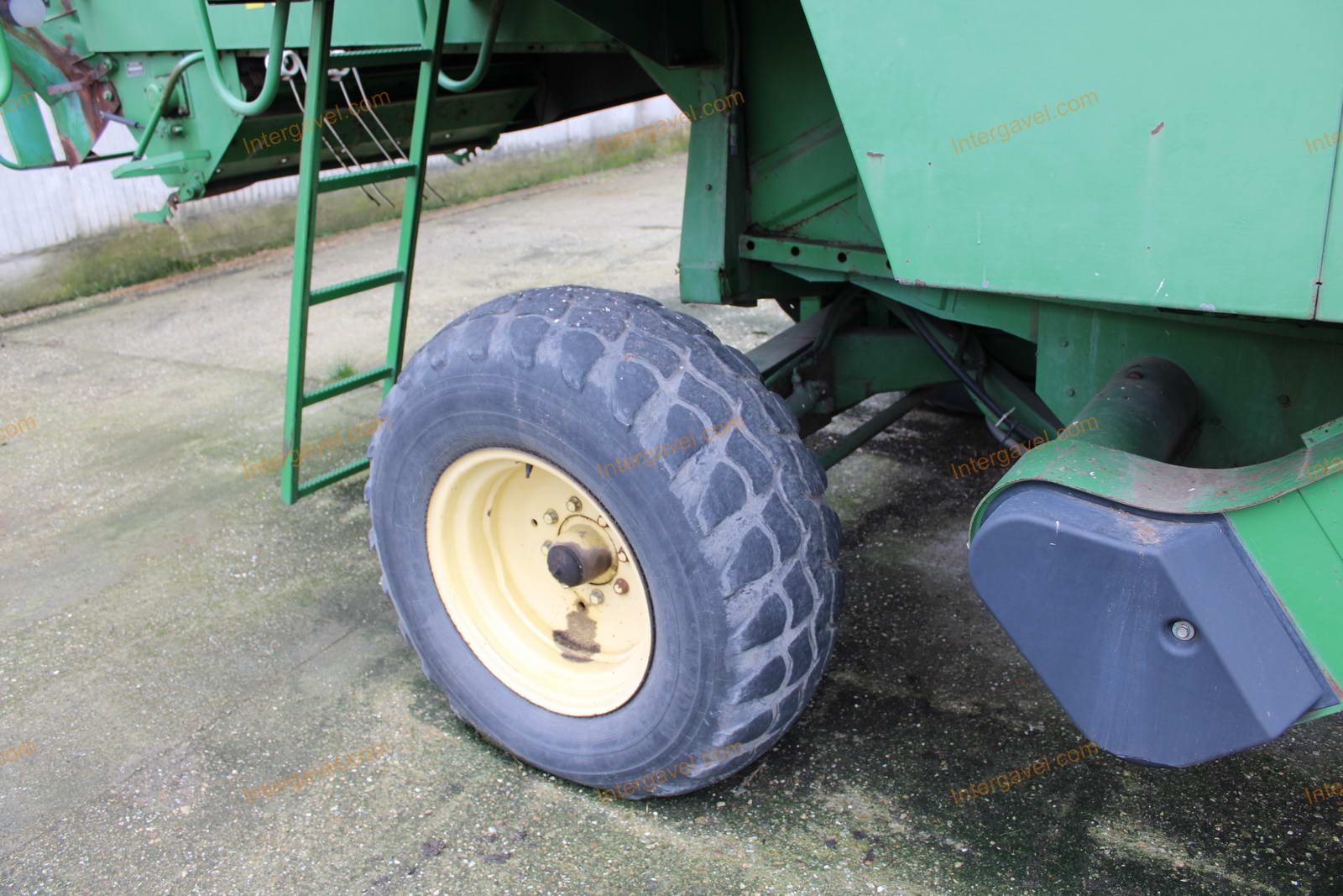 Kombájn - John Deere, 2254 13