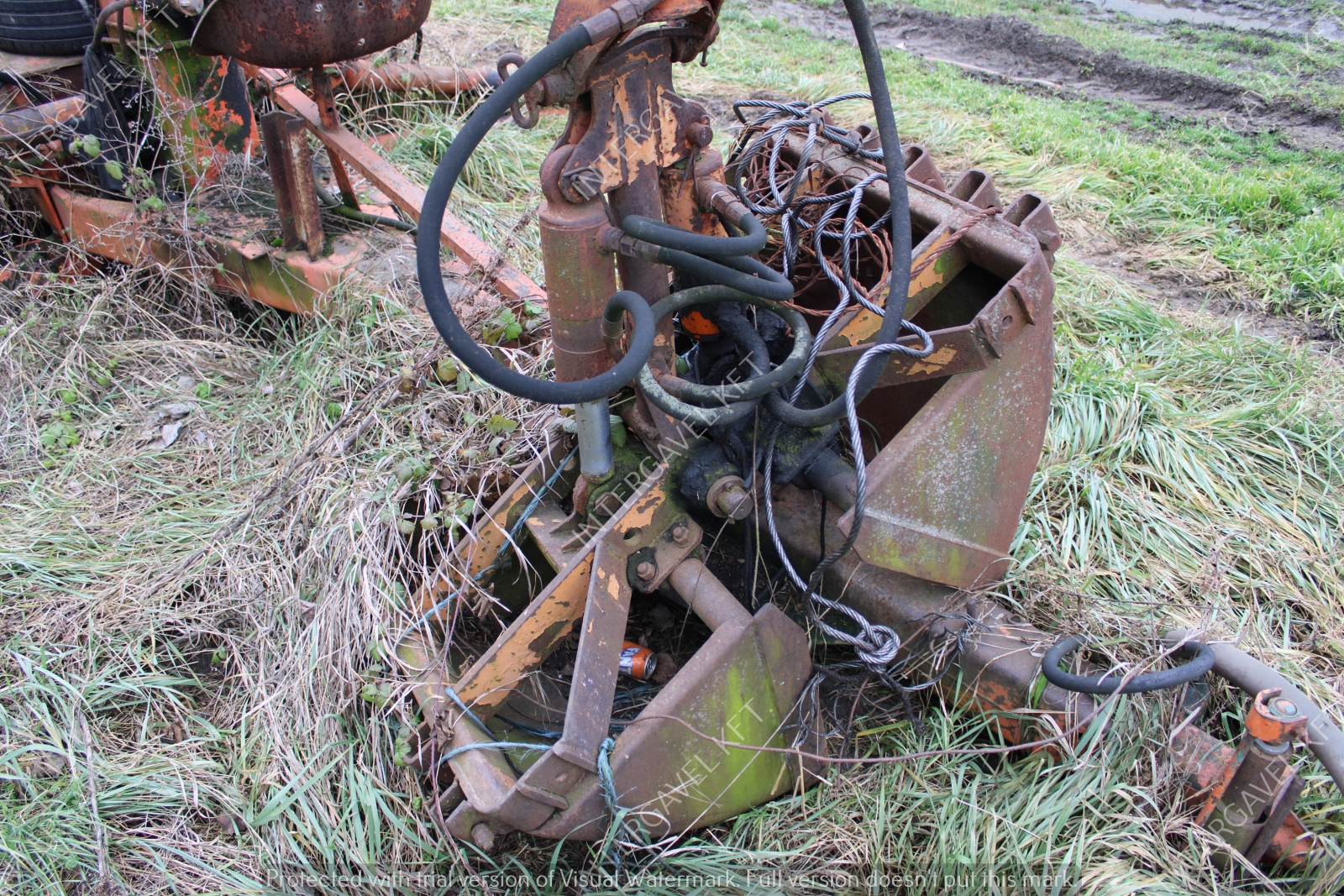 Vontatott mobil rakódó 4