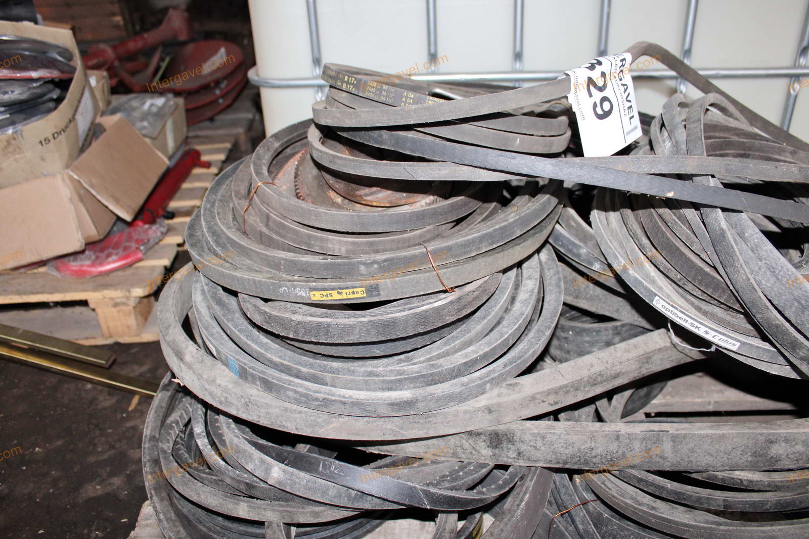 Vegyes alkatrészek - szíjak 6