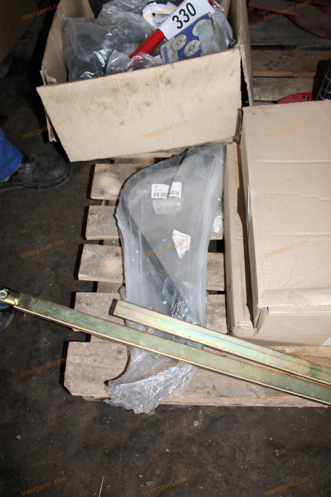 Vegyes alkatrészek 9