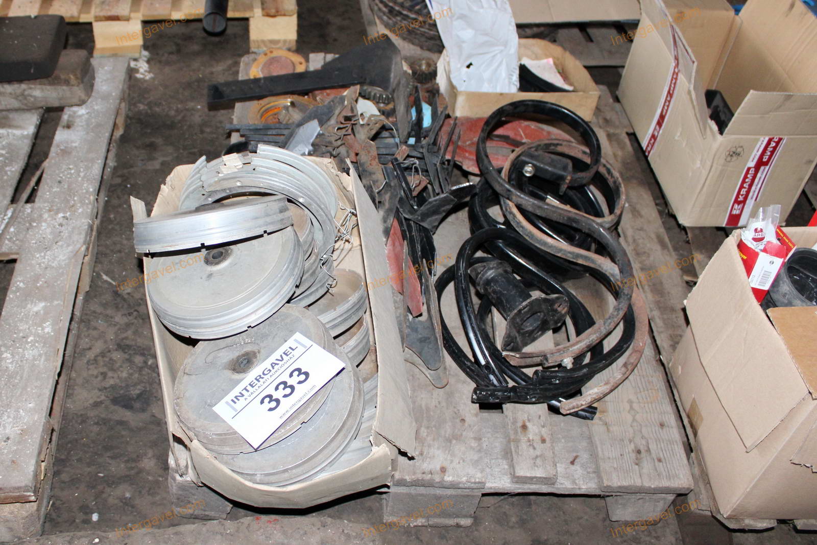 Vegyes alkatrészek 2