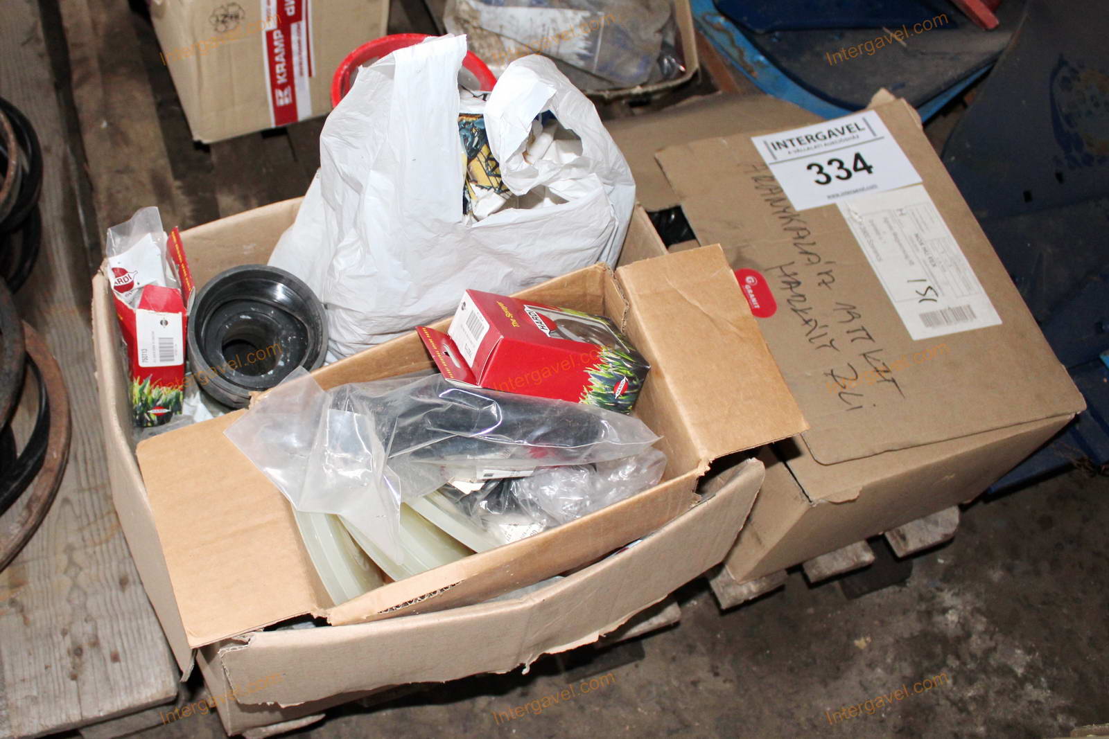 Vegyes alkatrészek 2