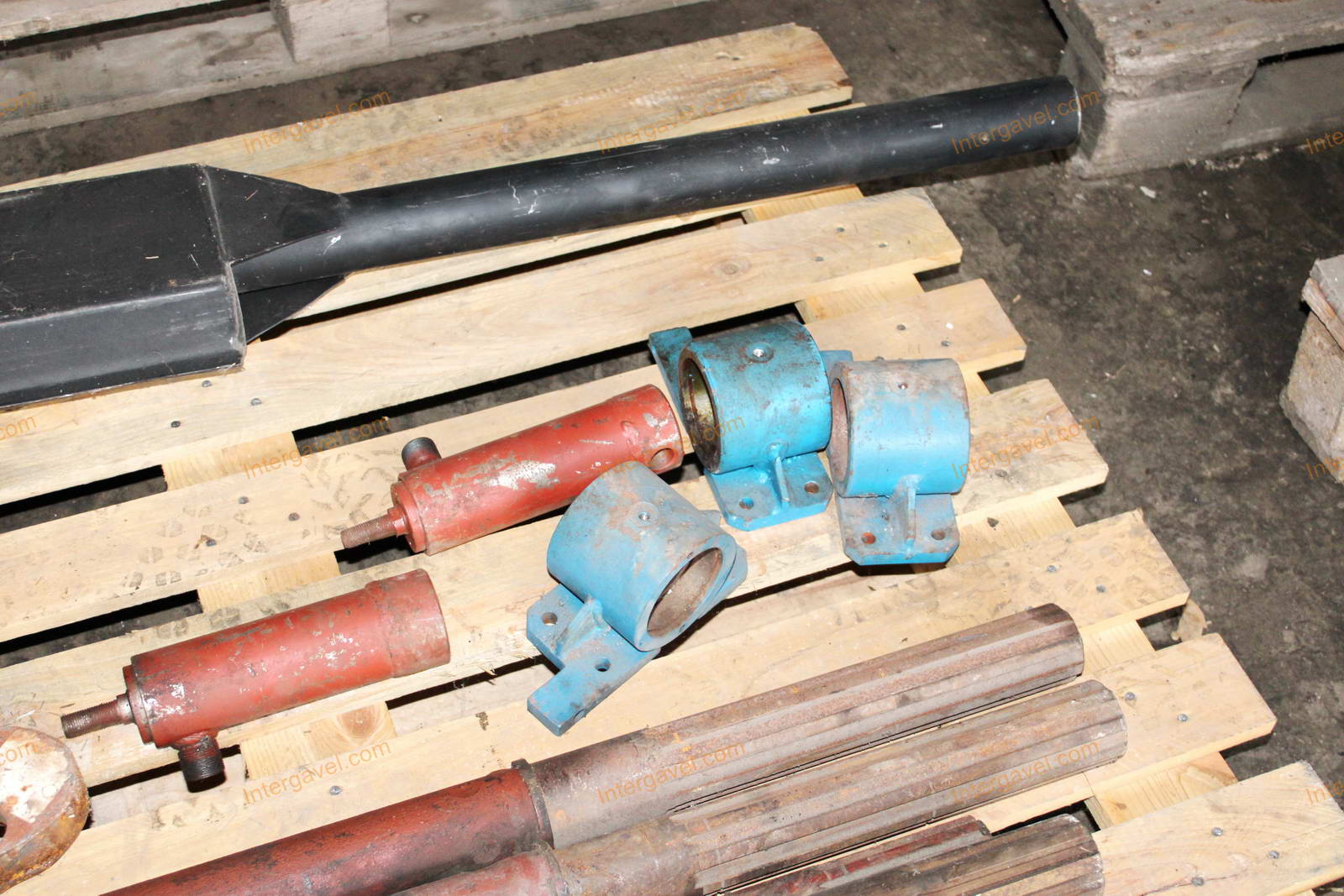 Vegyes alkatrészek 7