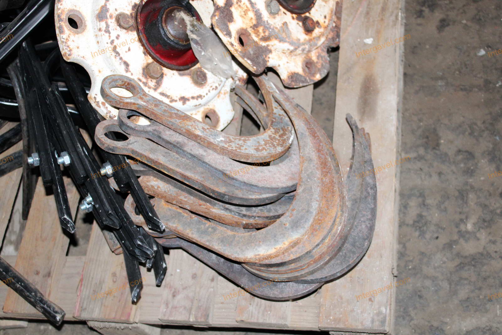 Vegyes alkatrészek 3