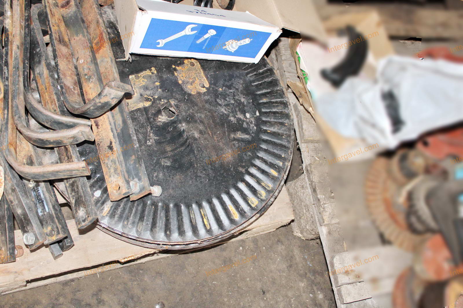 Vegyes alkatrészek 8