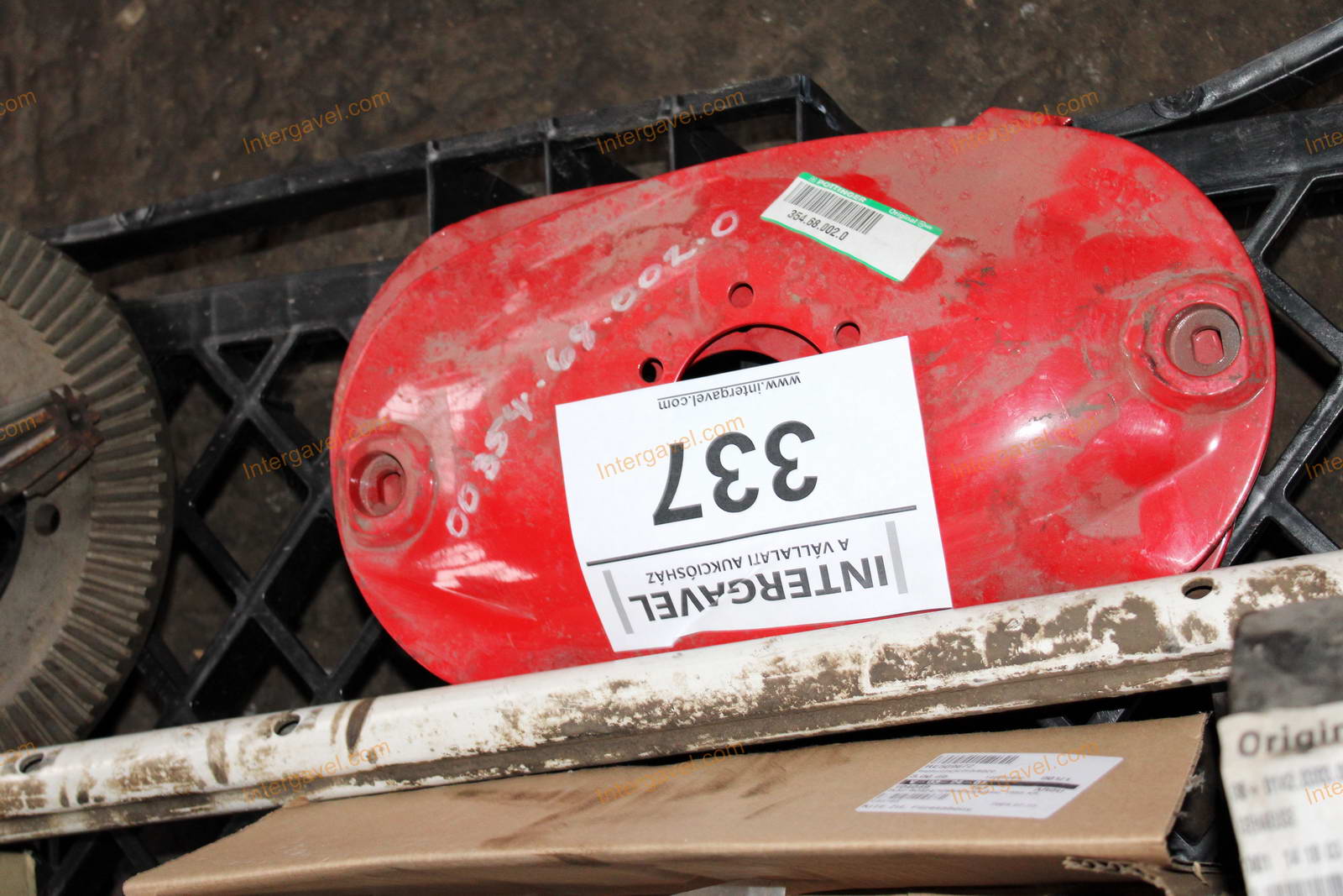 Vegyes alkatrészek 4