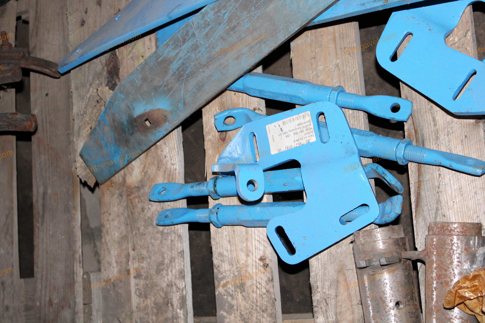 Vegyes alkatrészek 6