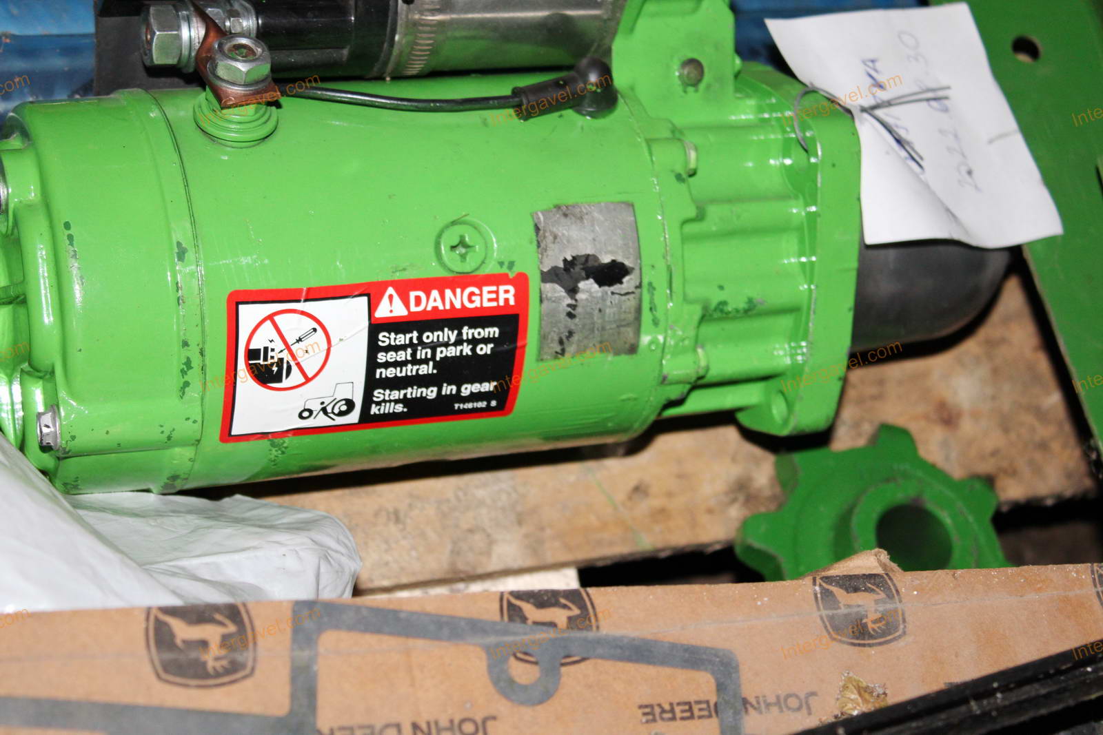 Vegyes alkatrészek 4