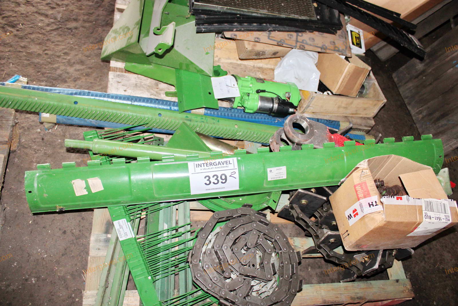 Vegyes alkatrészek 6