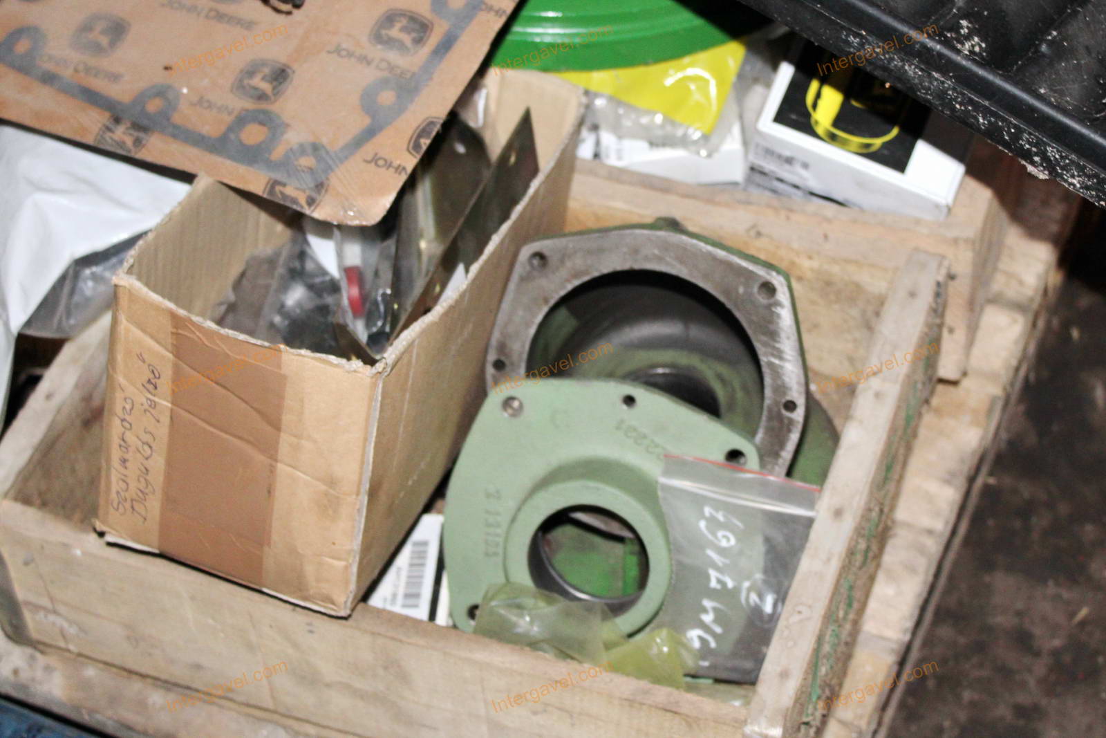 Vegyes alkatrészek 11