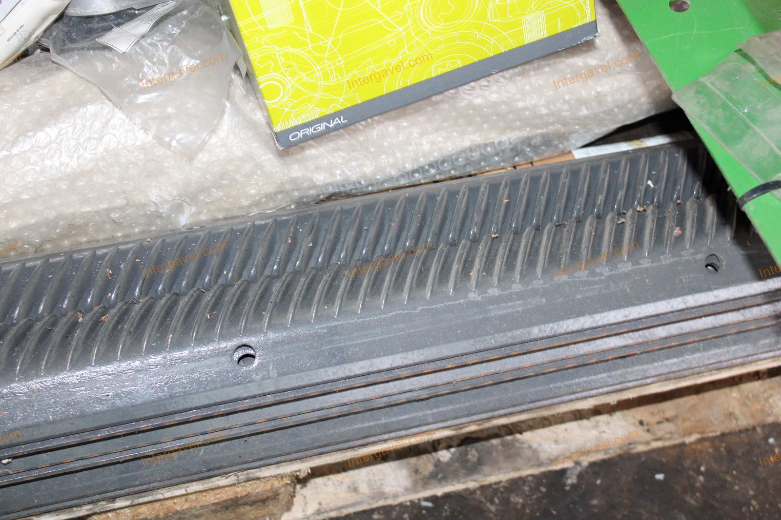 Vegyes alkatrészek 16