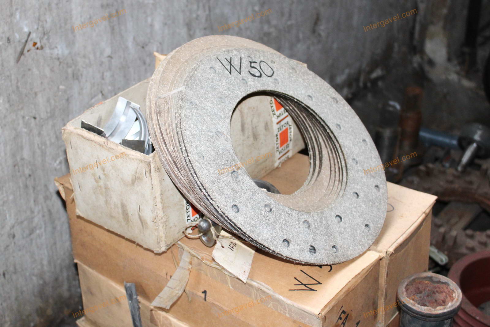 Vegyes alkatrészek 6