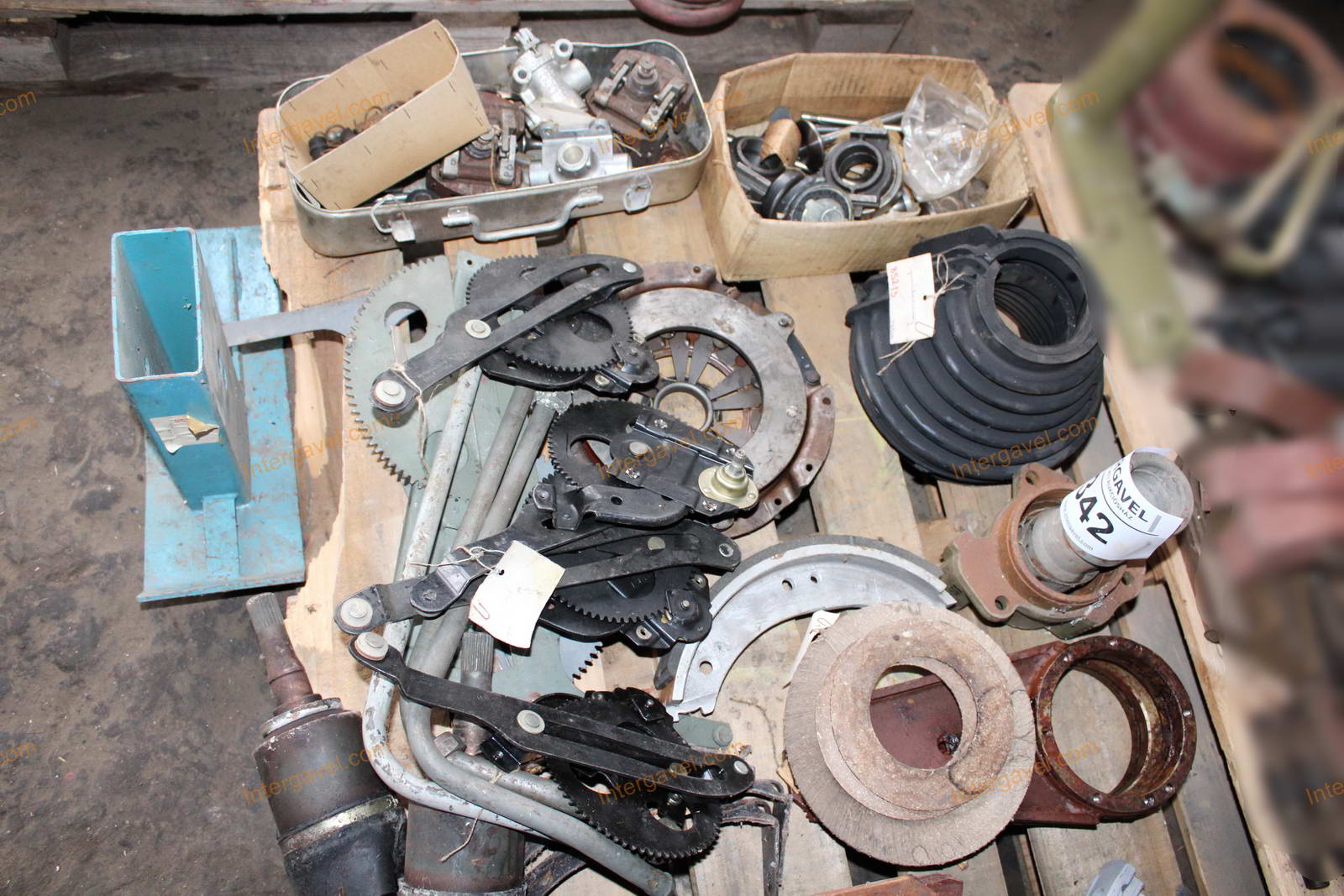 Vegyes alkatrészek 3