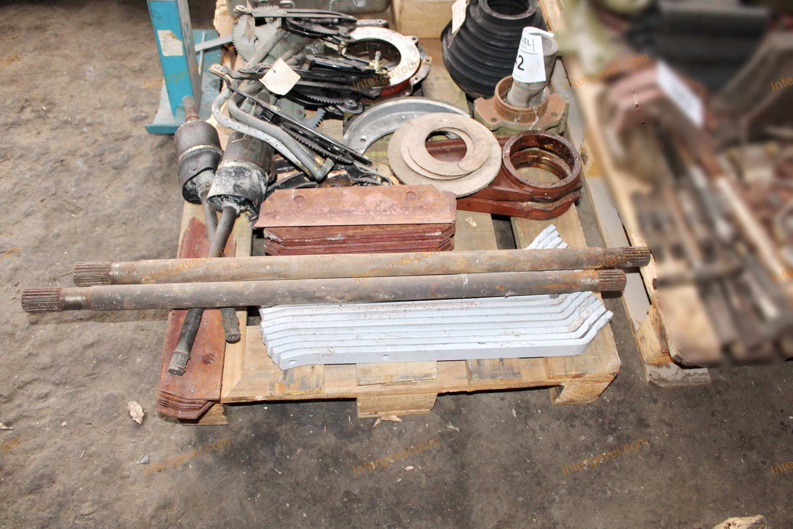 Vegyes alkatrészek 4