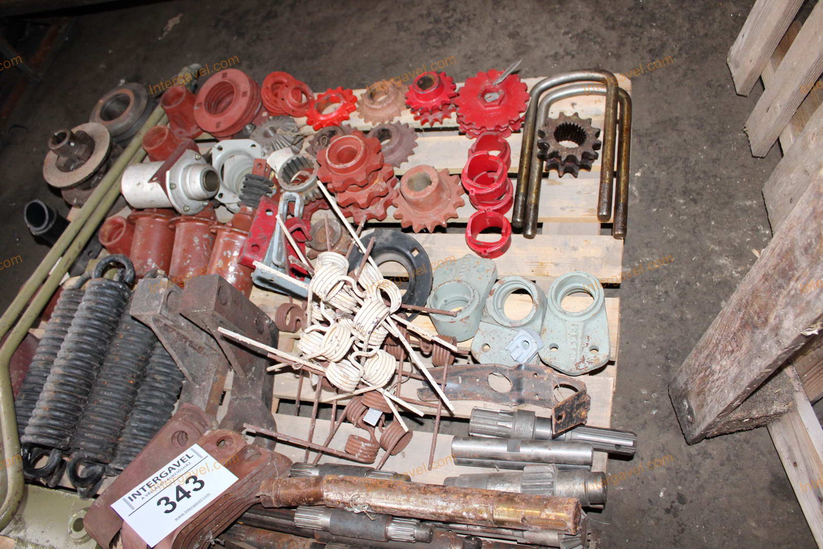 Vegyes alkatrészek 3